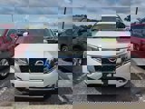 Used 2016 Nissan Pathfinder SV image 2