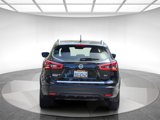 Used 2020 Nissan Rogue Sport SV image 3