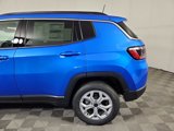 New 2025 Jeep Compass Latitude image 4