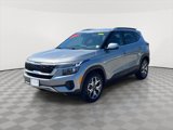 Used 2023 Kia Seltos EX image 3
