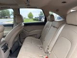 Used 2012 Hyundai Veracruz Limited w/ Entertainment Pkg image 6