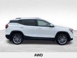 Used 2022 GMC Terrain SLT w/ Infotainment Package II image 4