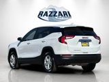 Used 2024 GMC Terrain SLE image 5