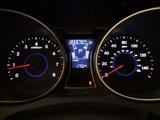 Used 2017 Hyundai Veloster Value Edition image 4
