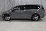 Certified 2023 Chrysler Pacifica Touring-L image 6