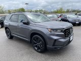 Certified 2025 Honda Pilot Black Edition image 3