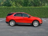 Used 2020 Chevrolet Equinox LT image 2