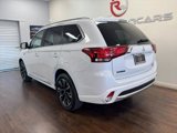 Used 2018 Mitsubishi Outlander SEL image 2