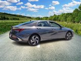 Used 2025 Hyundai Elantra Sport image 4