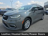 Used 2022 Chrysler Pacifica Touring-L image 3