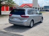 Used 2015 Toyota Sienna LE image 4