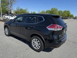 Used 2016 Nissan Rogue S image 4