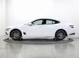 Used 2025 Genesis G70 2.5T image 6