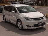 Used 2020 Chrysler Pacifica Touring w/ Cold Weather Group image 3