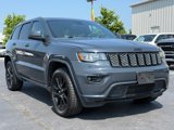 Used 2018 Jeep Grand Cherokee Altitude image 2