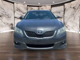 Used 2011 Toyota Camry SE w/ SE/XLE Extra-Value Pkg image 2