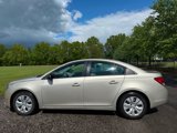Used 2014 Chevrolet Cruze LS image 2