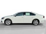 Used 2018 Volkswagen Passat 2.0T SE w/ SE Lighting Package image 2