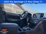 Used 2022 Kia Sportage LX image 2