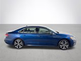 Used 2021 Volkswagen Passat 2.0T SE image 5