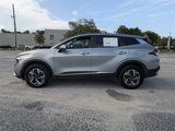 Used 2023 Kia Sportage LX image 4