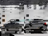 Used 2013 Dodge Avenger SE image 3