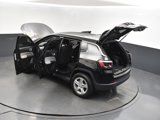 Used 2023 Jeep Compass Sport image 2