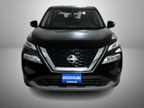 Used 2023 Nissan Rogue SV image 2