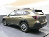 Used 2023 Subaru Outback Premium image 3