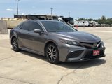 Used 2021 Toyota Camry SE image 3
