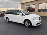 Used 2019 Dodge Grand Caravan SXT image 2