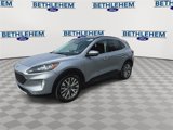 Used 2022 Ford Escape Titanium image 4