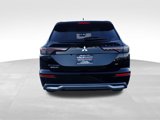 New 2025 Mitsubishi Outlander SE image 6
