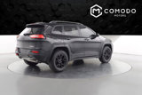 Used 2016 Jeep Cherokee Trailhawk image 3