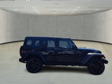 Used 2023 Jeep Wrangler Unlimited image 4