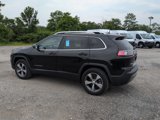 Used 2019 Jeep Cherokee Limited w/ Luxury Group image 4