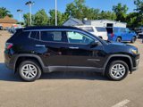 Used 2018 Jeep Compass Sport image 3