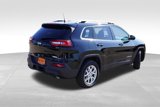 Certified 2017 Jeep Cherokee Latitude w/ Cold Weather Group image 6