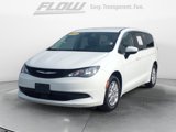 Used 2023 Chrysler Voyager LX image 3