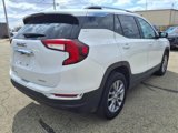 Used 2022 GMC Terrain SLT image 3