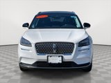 Used 2022 Lincoln Corsair AWD w/ Premium Package image 2
