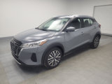 Used 2021 Nissan Kicks SV image 2