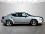 Used 2012 Dodge Avenger SXT image 3