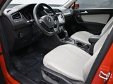 Used 2018 Volkswagen Tiguan SEL image 2