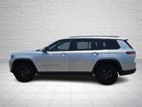 Used 2024 Jeep Grand Cherokee L Laredo image 2