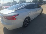 Used 2016 Nissan Maxima Platinum image 2
