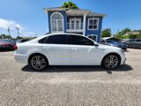 Used 2018 Volkswagen Passat 2.0T R-Line image 6