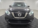 Used 2020 Nissan Kicks SR w/ SR Premium Package image 2