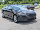Used 2020 Ford Fusion SE image 3