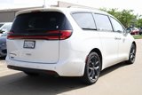 Used 2021 Chrysler Pacifica Touring-L w/ Premium & Safety Sphere Group image 4